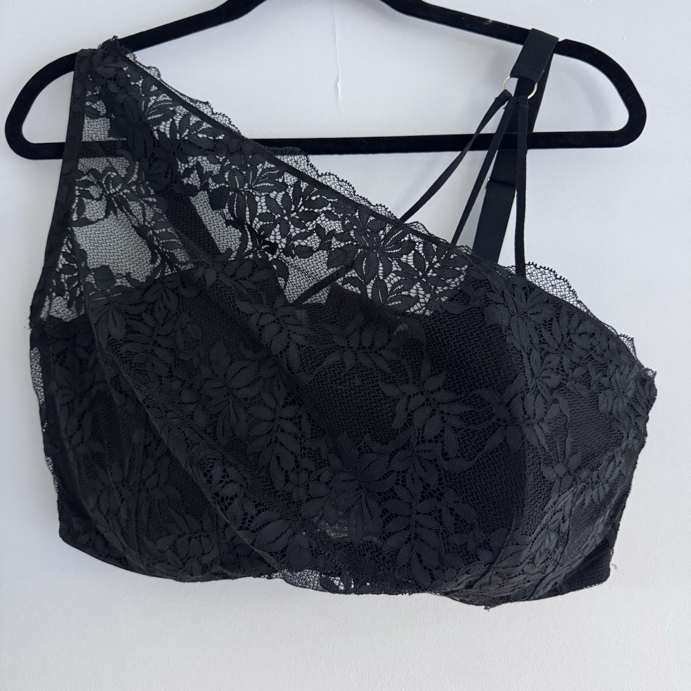 Cacique Womens ASYMMETRIC BRA 40H Strappy Black Lace Light Lined‎ WIRE